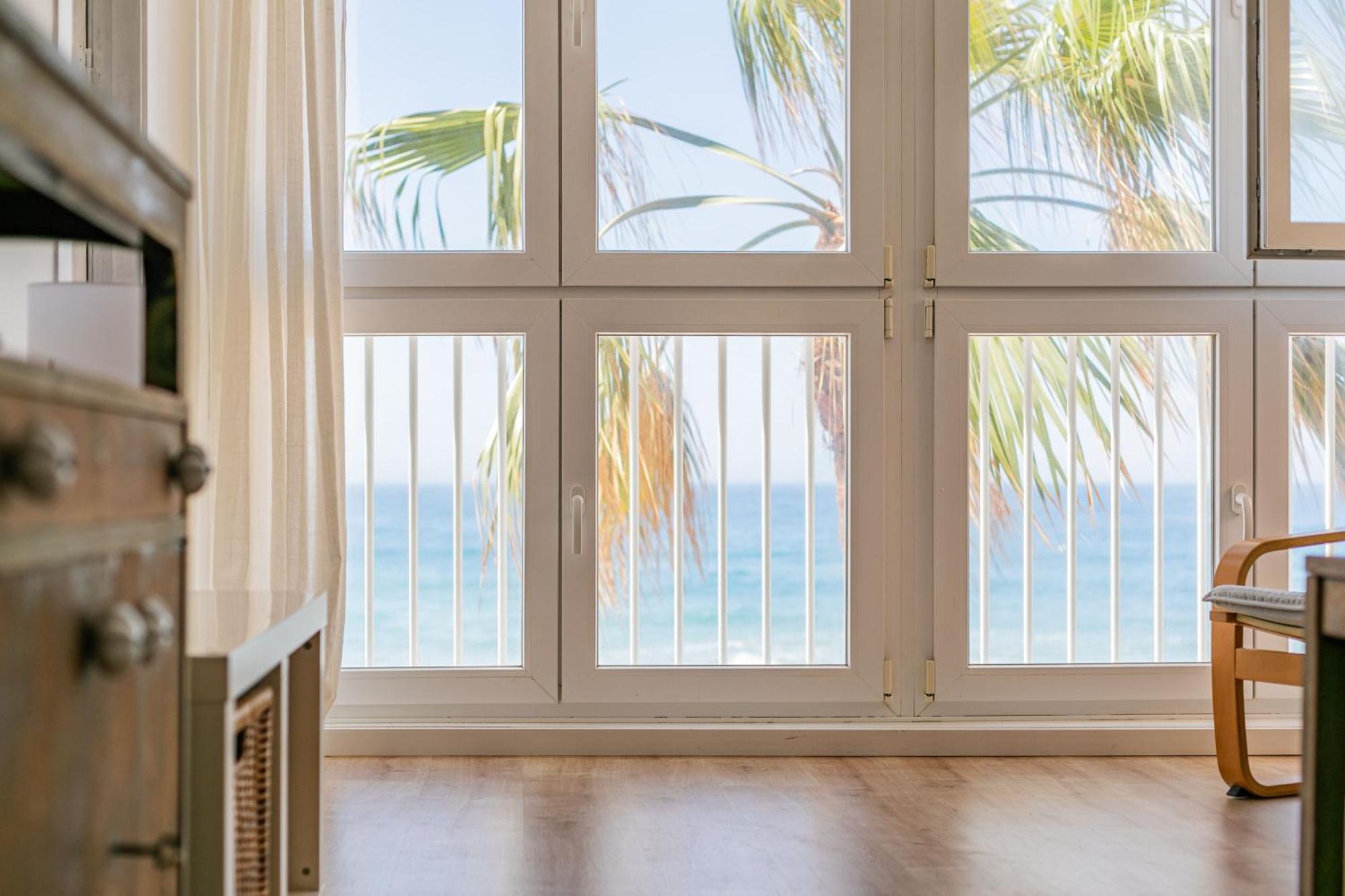 Trendyhomes Zapillo Beach - Primera Linea De Playa Almería Dış mekan fotoğraf